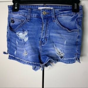 Kan Can Distressed Cut Off Jean Shorts
